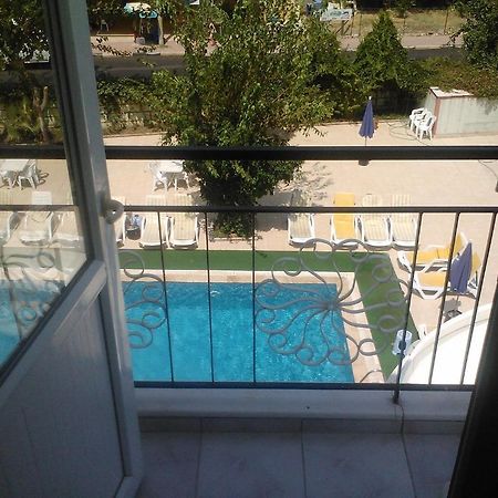 Gonul Palace Hotel Белдиби Екстериор снимка